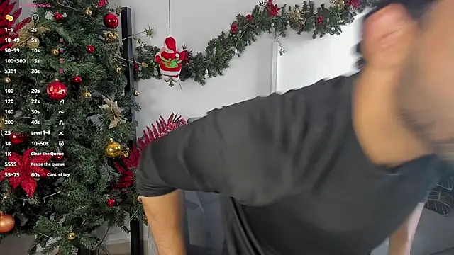 Snapshot of andrewChris_ chatting on December 23, 2024, 1:03 pm andrewChris  online show from December 23, 2024, 1:03 pm