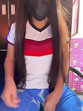 Snapshot of Velyn_18 chatting on February 23, 2026, 4:51 pm Velyn 18 online show from February 23, 2026, 4:51 pm