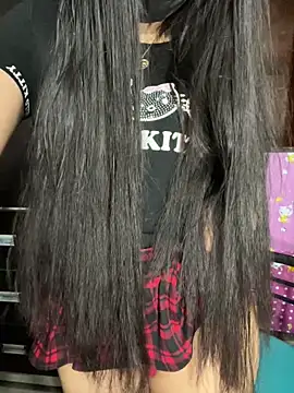 Snapshot of Velyn_18 chatting on February 19, 2026, 3:58 am Velyn 18 online show from February 19, 2026, 3:58 am