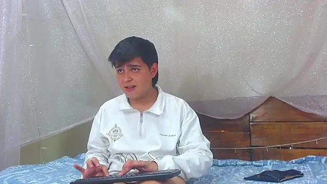 AndrewPherson online show from February 20, 2025, 6:13 pm