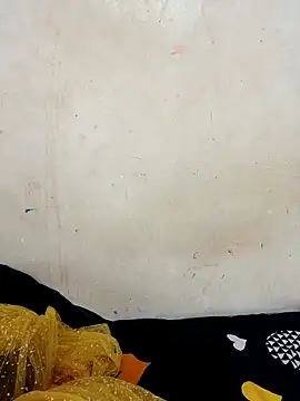 xpihu online show from October 27, 2025, 5:36 pm