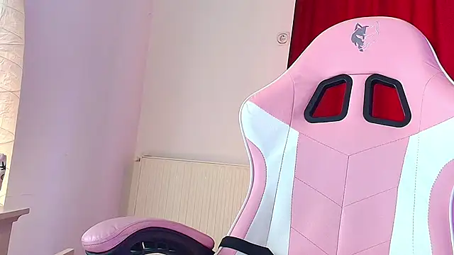 Anne Blueeyes online show from April 9, 2026, 2:23 pm