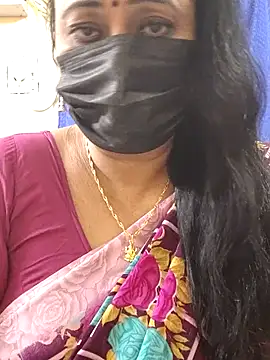 Snapshot of rekha_naier chatting on June 29, 2026, 2:17 pm rekha naier online show from June 29, 2026, 2:17 pm