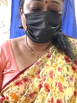 Snapshot of rekha_naier chatting on July 6, 2026, 8:44 pm rekha naier online show from July 6, 2026, 8:44 pm