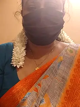 Snapshot of rekha_naier chatting on July 4, 2026, 3:27 pm rekha naier online show from July 4, 2026, 3:27 pm