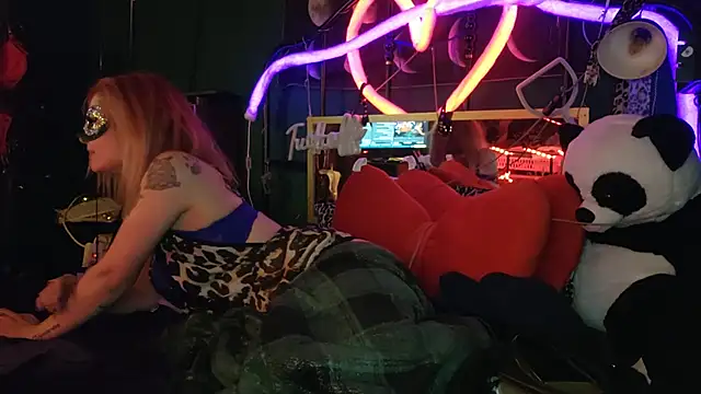 anonymouszN online show from February 17, 2025, 12:11 am