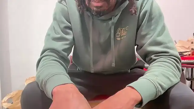 skarfosbabes69 online show from March 1, 2026, 8:31 pm