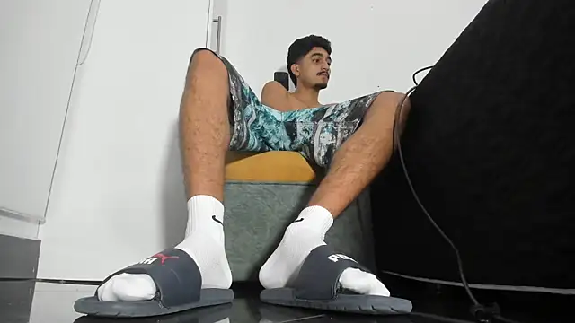 latin bbc online show from November 27, 2025, 11:16 pm