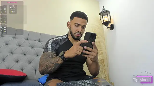 bruno miller  online show from April 15, 2026, 10:32 pm