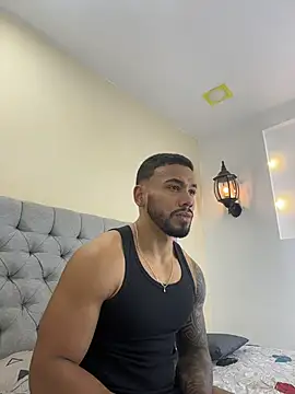 Snapshot of bruno_miller_ chatting on April 29, 2026, 9:43 pm bruno miller online show from April 29, 2026, 9:43 pm