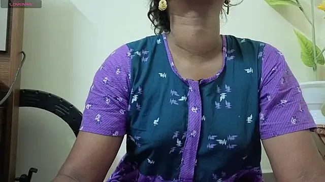 Tamil Shalini Lustyy online show from March 13, 2026, 12:43 pm