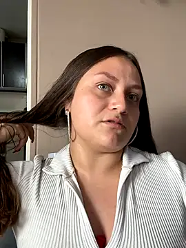 Snapshot of cherry_coper chatting on September 20, 2025, 12:43 pm cherry coper online show from September 20, 2025, 12:43 pm