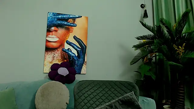 Snapshot of EvySmithXXX chatting on December 22, 2025, 5:18 am EvySmithXXX online show from December 22, 2025, 5:18 am