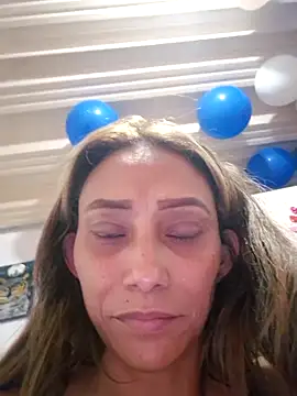 Snapshot of salome_drasin chatting on June 7, 2026, 5:45 am salome drasin online show from June 7, 2026, 5:45 am