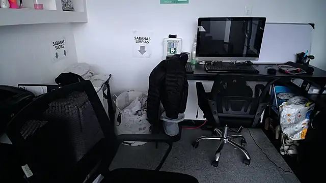 Snapshot of salome_drasin chatting on February 25, 2026, 1:55 pm salome drasin online show from February 25, 2026, 1:55 pm