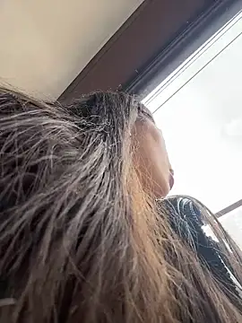 LIZ-06  online show from February 19, 2026, 12:57 pm