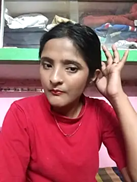Snapshot of BabySlimmy10 chatting on April 17, 2026, 6:33 pm BabySlimmy10 online show from April 17, 2026, 6:33 pm