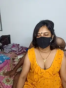 Snapshot of Cute-manisha chatting on June 9, 2026, 2:01 am Cute-manisha online show from June 9, 2026, 2:01 am