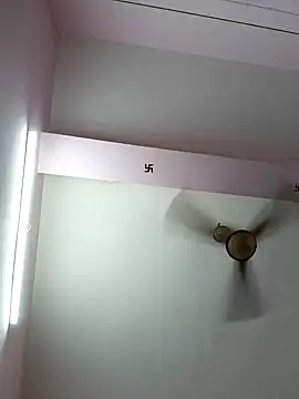 Snapshot of Cute-manisha chatting on March 11, 2025, 12:39 pm Cute-manisha online show from March 11, 2025, 12:39 pm