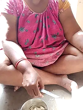 Hotty-rumi online show from January 7, 2026, 5:56 am