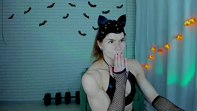 Lisa Ray online show from November 1, 2025, 11:31 pm