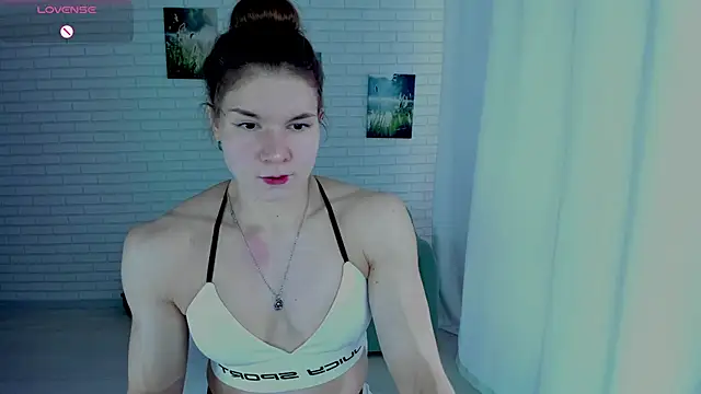 Lisa Ray online show from March 1, 2026, 7:52 am