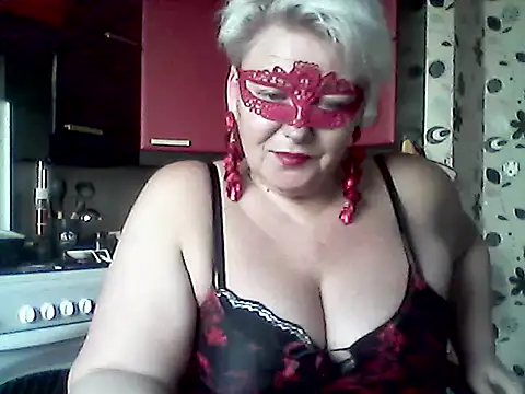 Lisa Suzie online show from March 15, 2026, 7:26 am