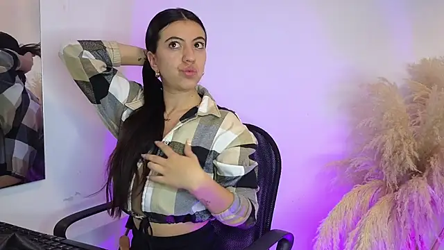 Iiam danii online show from January 22, 2025, 1:00 pm