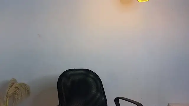 Iiam danii online show from January 25, 2025, 12:05 pm