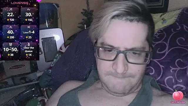 Snapshot of AryanJCole666 chatting on December 19, 2024, 8:23 pm AryanJCole666 online show from December 19, 2024, 8:23 pm