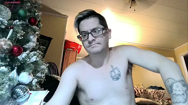 Snapshot of AryanJCole666 chatting on December 15, 2024, 5:10 pm AryanJCole666 online show from December 15, 2024, 5:10 pm