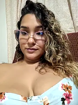 BrendaGirs online show from January 7, 2026, 2:27 am