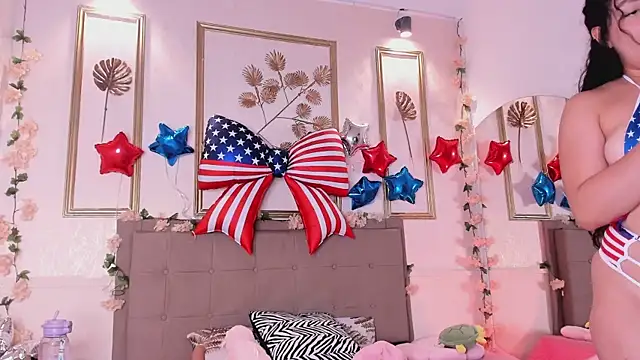 Snapshot of amandalee01 chatting on July 4, 2026, 10:58 pm amandalee01 online show from July 4, 2026, 10:58 pm