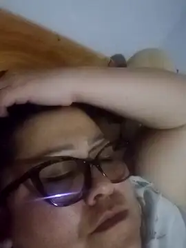 Snapshot of Darly_Gomez chatting on February 27, 2025, 2:14 am Darly Gomez online show from February 27, 2025, 2:14 am