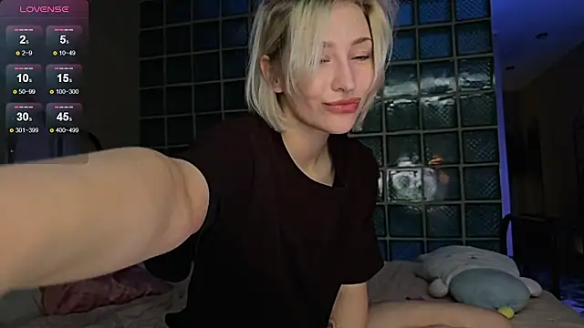alexa novak online show from June 13, 2026, 2:53 am