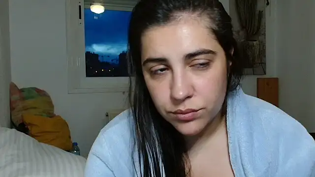 Snapshot of Ursumi1 chatting on March 21, 2026, 6:45 pm Ursumi1 online show from March 21, 2026, 6:45 pm