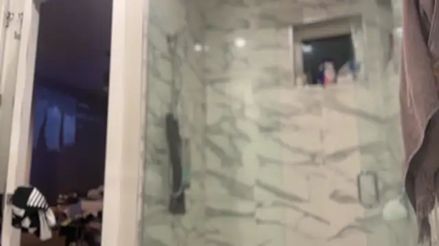 69woodinson online show from December 3, 2025, 8:14 am