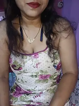 Snapshot of Sexy_Mona_Bhabhi chatting on June 25, 2026, 2:31 am Sexy Mona Bhabhi online show from June 25, 2026, 2:31 am