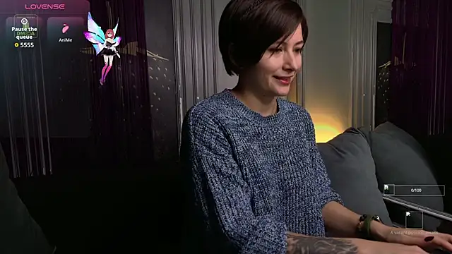 Ishtar Divine online show from November 18, 2025, 3:15 pm