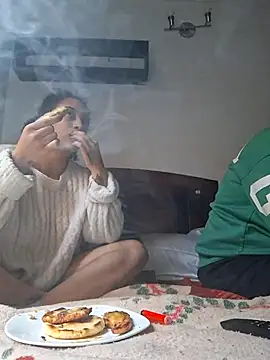 Nene1325 online show from November 22, 2025, 8:08 pm