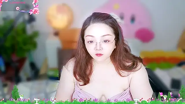 Weiwei5200 online show from November 12, 2025, 10:02 pm