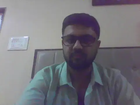 SexyyMotaLund57 online show from April 15, 2026, 1:48 pm