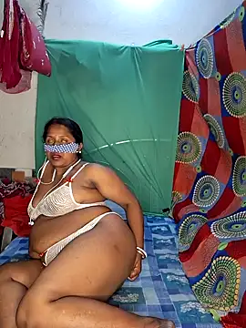 Real Desi Couple online show from May 15, 2026, 5:33 pm