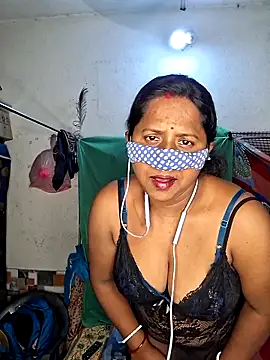 Real Desi Couple online show from May 20, 2026, 5:54 pm
