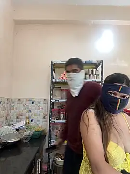 Snapshot of HoneyBearCpl chatting on February 2, 2025, 8:56 am HoneyBearCpl online show from February 2, 2025, 8:56 am