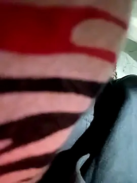 Roni1028 online show from December 13, 2024, 3:43 pm