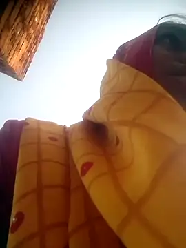 Cute  Mansi online show from March 3, 2025, 2:11 am