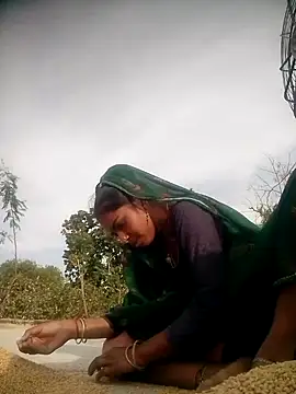 Cute  Mansi online show from March 12, 2025, 10:59 am