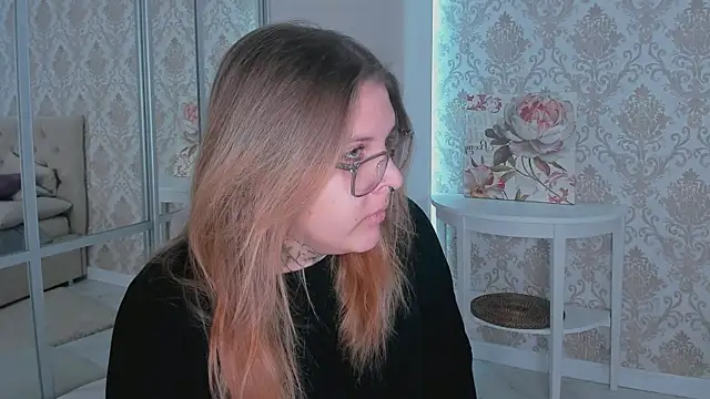 EngelCoombs online show from December 13, 2024, 6:27 pm