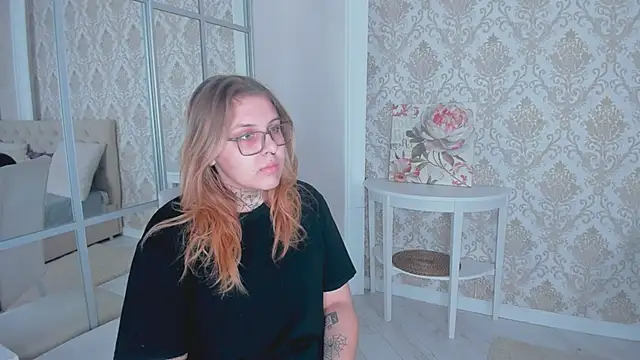 EngelCoombs online show from December 12, 2024, 6:10 pm